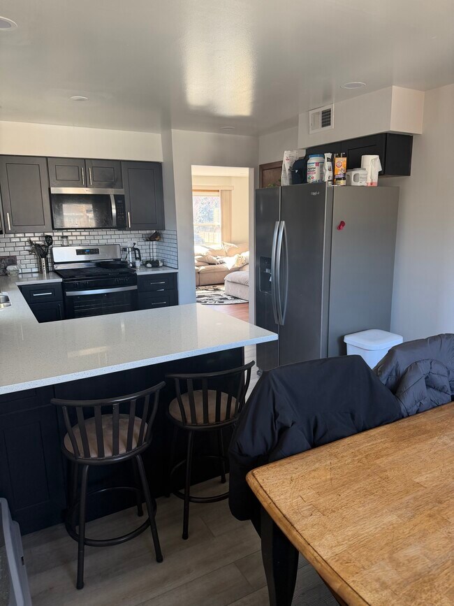 Foto del edificio - 1002 E Callero Cir