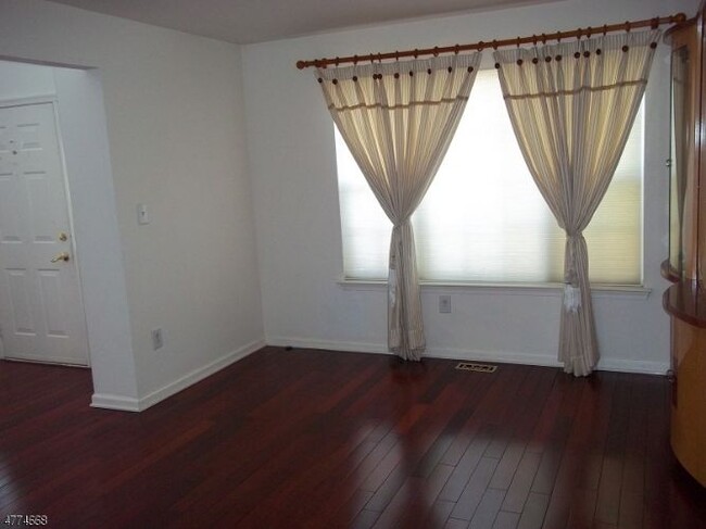 Building Photo - 78 Nostrand Rd