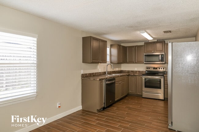 Building Photo - 307 Sonora Dr