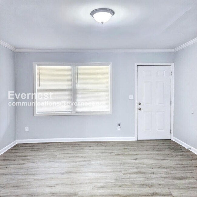 Foto del edificio - 1079 Shieldcrest Way