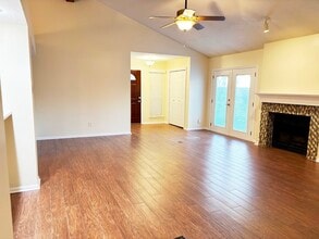 Building Photo - 16806 Ashmoor Way