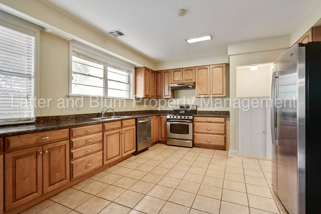 Building Photo - 4271 Vendome Pl