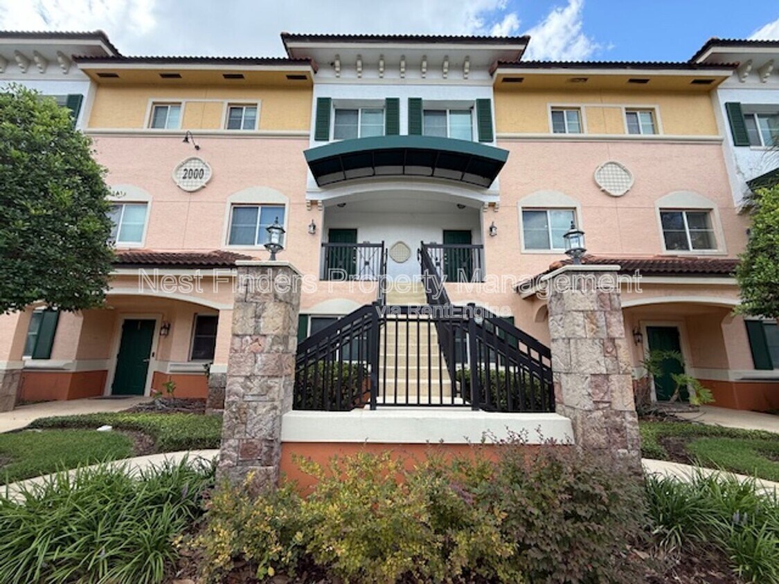 Foto principal - 9745 Touchton Rd