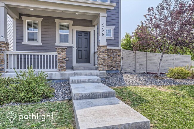 Foto del edificio - 4726 Helena St