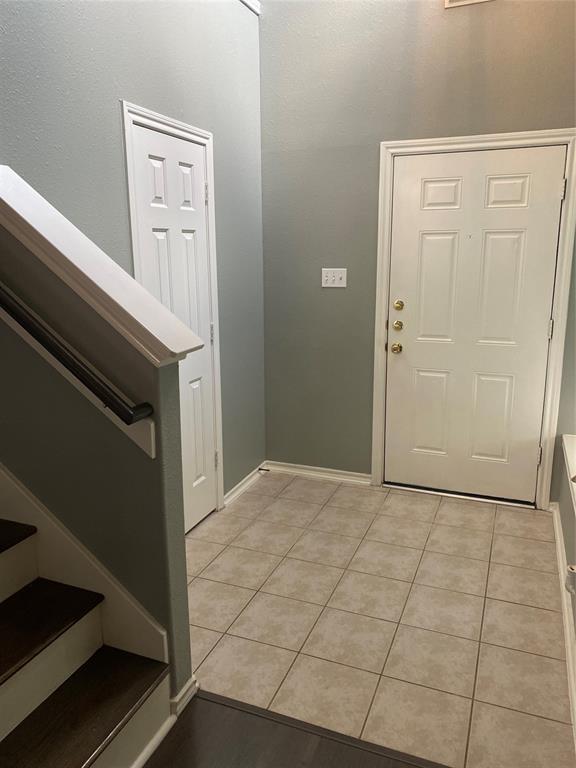 Building Photo - 16818 Bellmoor Ln