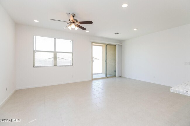 Foto del edificio - 4546 Stonecrop Dr