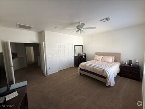 Building Photo - 206 Heiple Ct