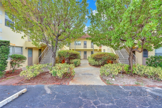 Foto del edificio - 260 NW 19th St