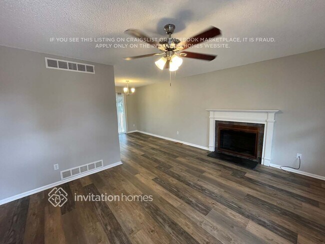 Building Photo - 16522 E Princeton Pl