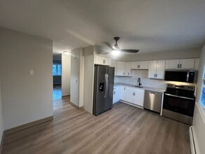 Building Photo - 79 Beths Ave