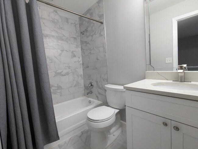 Foto del edificio - 322 Granville Ct