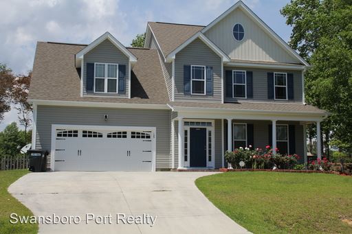 Primary Photo - 125 Beagle Dr