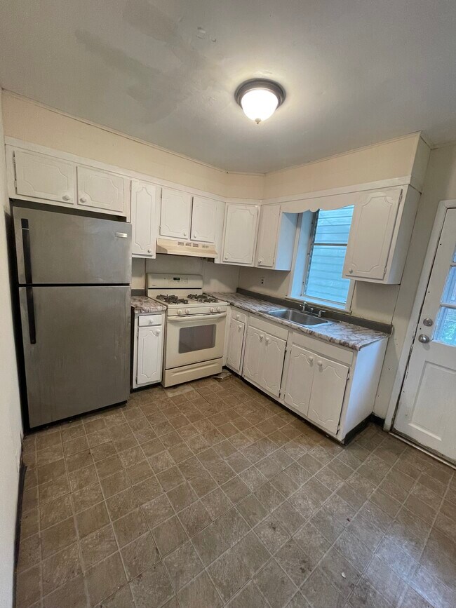 Photo - 4546 N Mole St Townhome