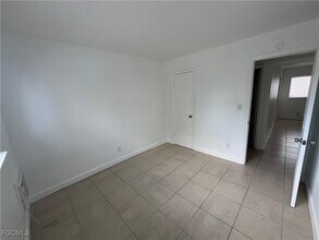 Building Photo - 2452 Stella St Building Photo - 2452 Stella St