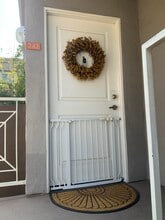 Building Photo - 355 N Maple St