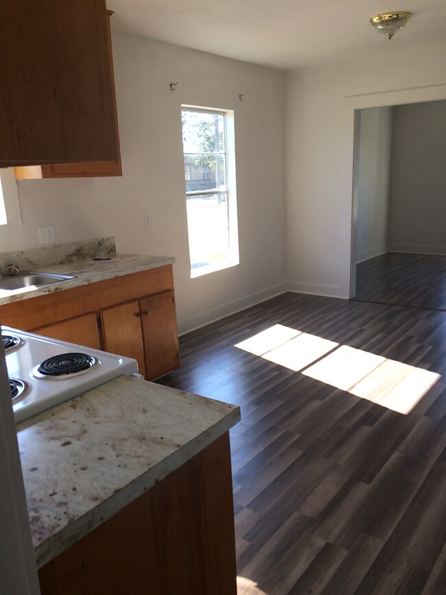 Kitchen/Dining Room - 700 N Tyler