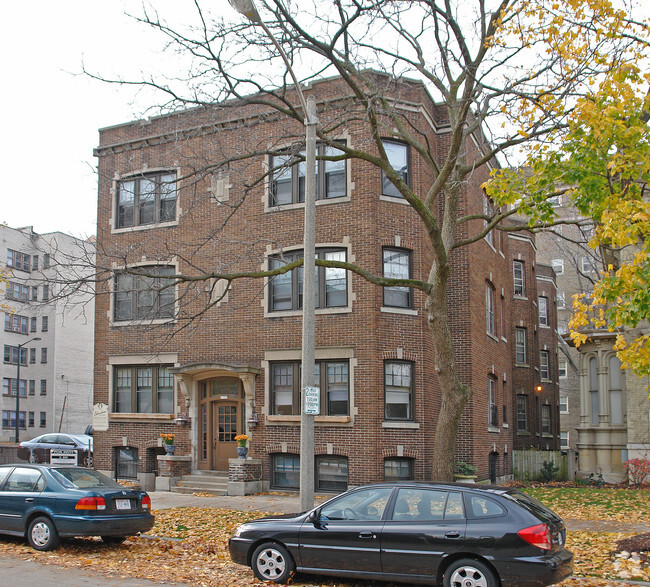 Building Photo - Shoreham Apartments