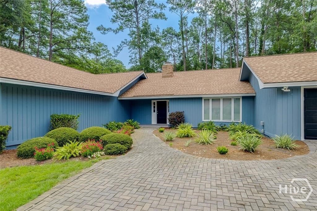 Foto principal - 14 Hemingway Dr