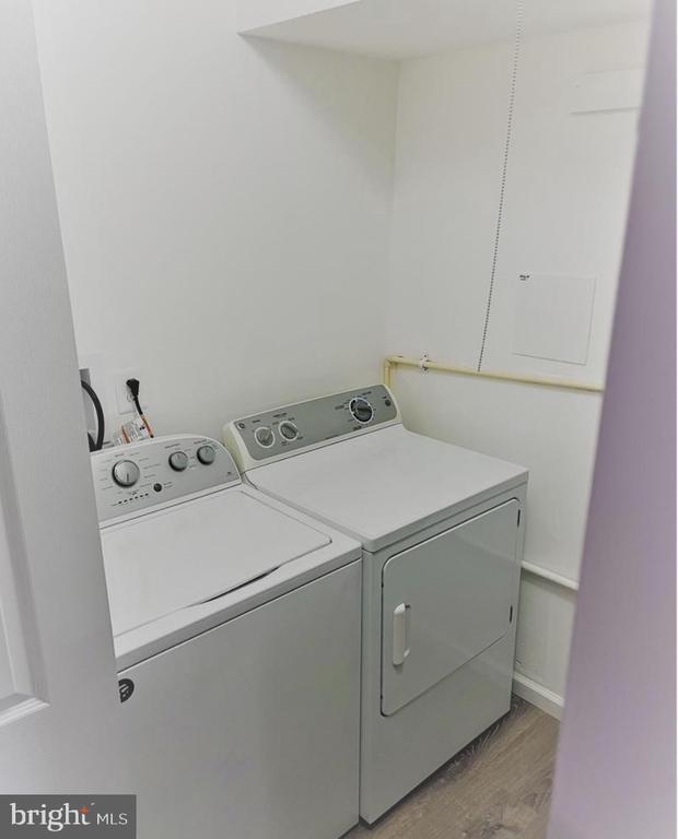 Foto del edificio - 8407 Huerta Ct