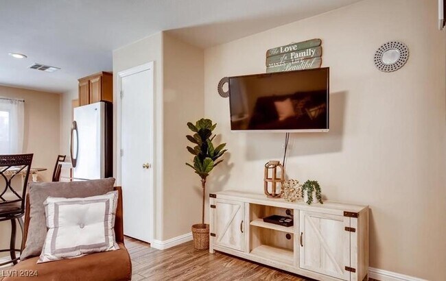 Foto del edificio - 4224 Perfect Drift St