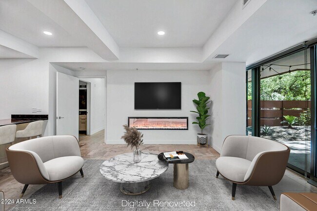 Foto del edificio - 7121 E Rancho Vista Dr