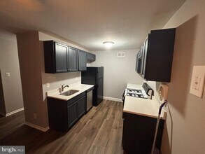 Building Photo - 8514 Verree Rd