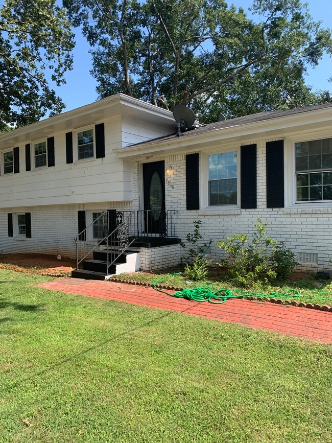 Building Photo - 2515 Jenay Ct