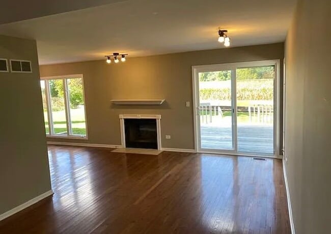 Building Photo - 404 Joren Trail