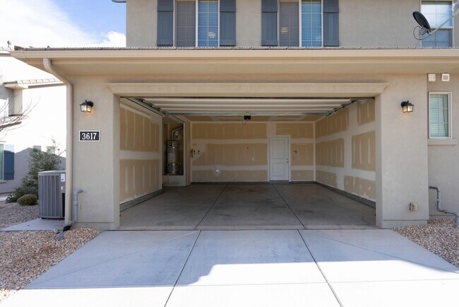Foto del edificio - 3 Bedroom Townhome in Hidden Valley with C...