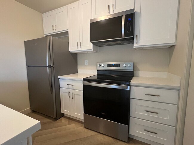 Photo - Beautiful 2 Bedroom 1 Bath Condo in South ...