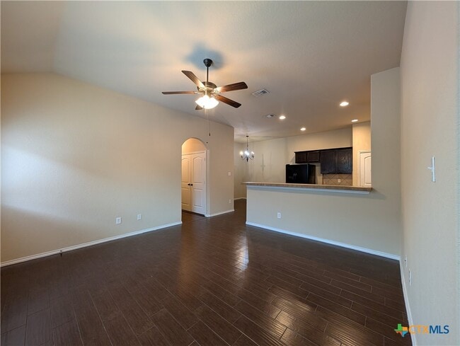Building Photo - 298 Rosalie Dr