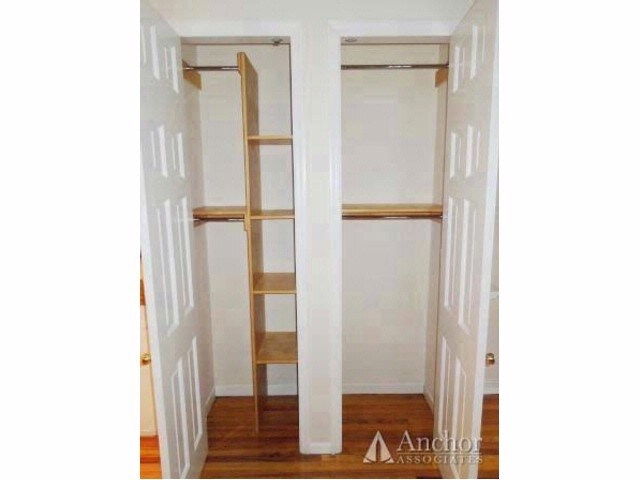Building Photo - 322 E 61st St
