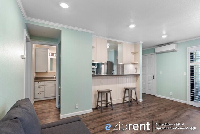 Building Photo - 290 Stonegate Cir