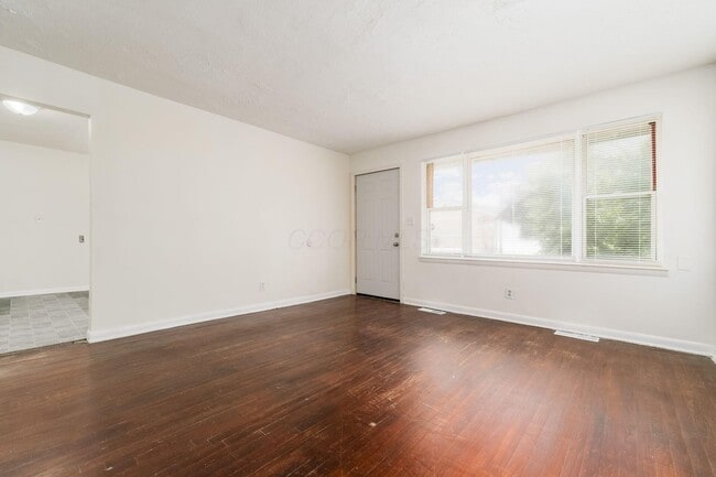 Building Photo - 1726 E Blake Ave
