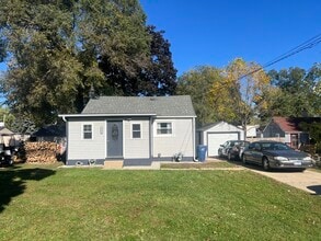 Building Photo - 512 Montgomery Rd Building Photo - 512 Montgomery Rd