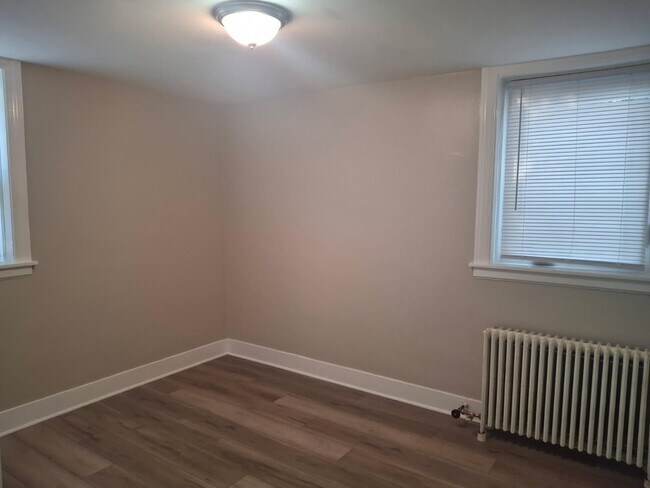 Foto del edificio - 1401 Elmwood Ave