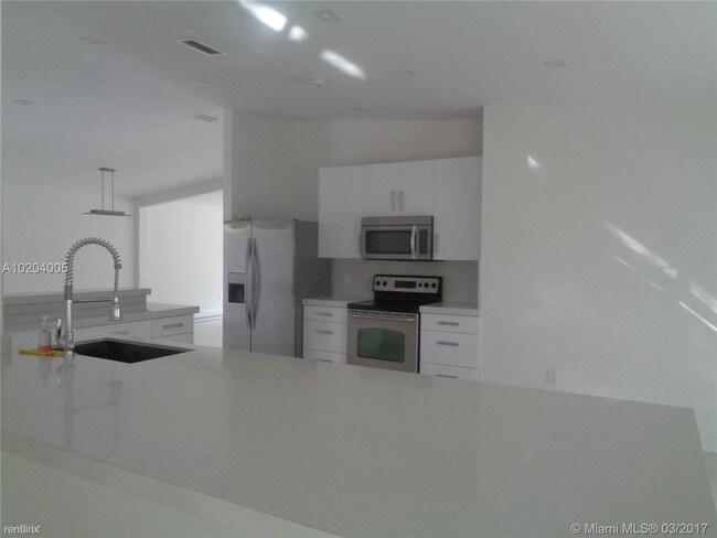 Foto del edificio - 364 NE 195th St
