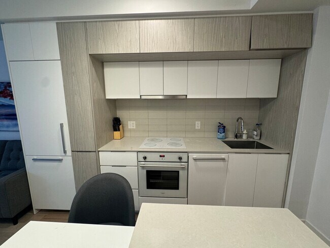 Photo du bâtiment - 1170 Rue Saint-Antoine O