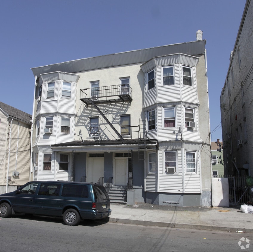 Building Photo - 48 6th St