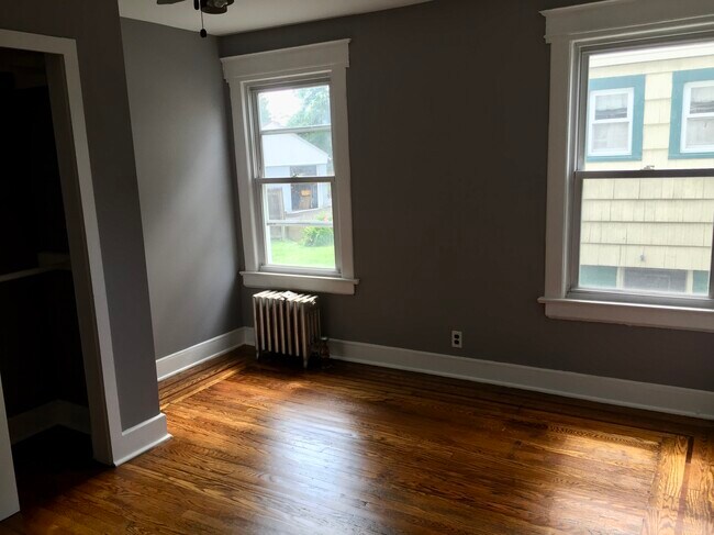 Bedroom 2 - 225 3rd Ave