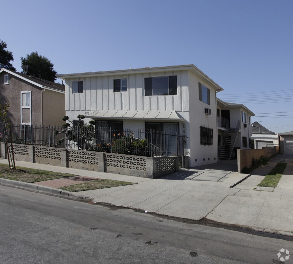 Foto del edificio - 1119 N Commonwealth Ave