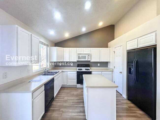 Building Photo - 4283 Coolwater Dr