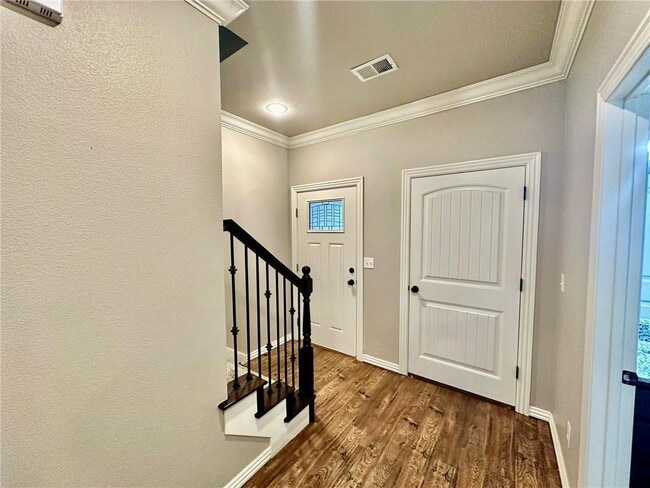 Photo - 186 Old Farmington Rd Apartment