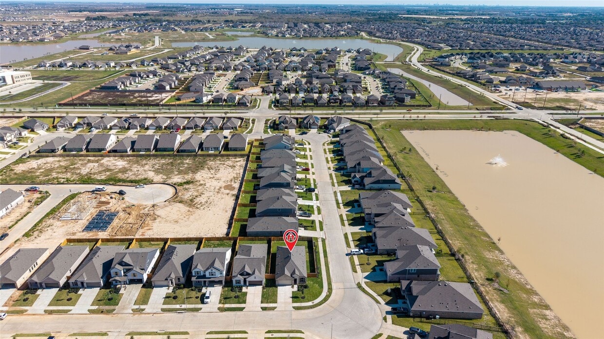 Primary Photo - 3056 Harrier Dr