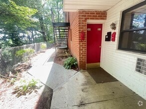 Building Photo - 55 Fieldstone Dr