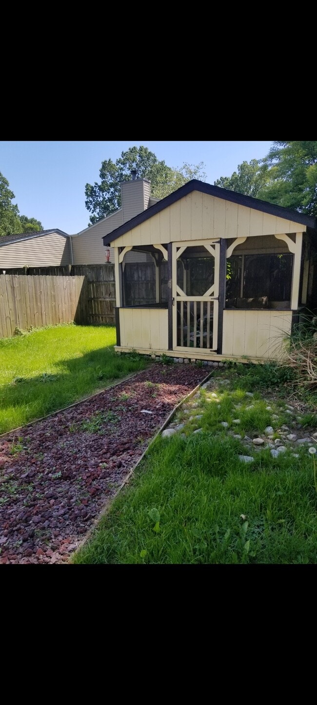 Building Photo - 1117 Wildwood Ln