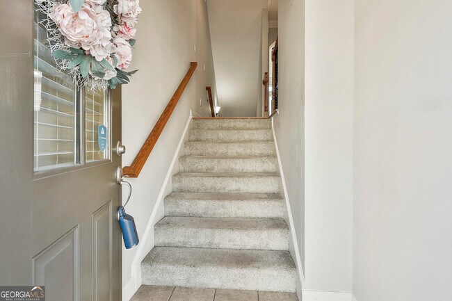 Foto del edificio - 205 Lexington Village