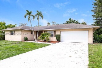 Building Photo - 1581 Wyndcliff Dr