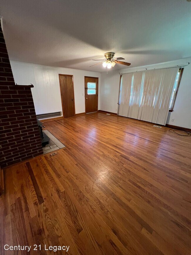 Building Photo - 3 br, 1 bath House - 5014 Unicoi Drive