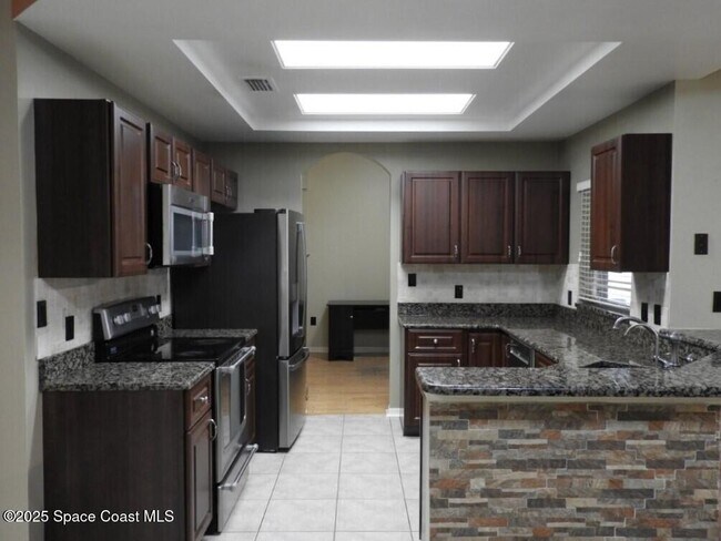 Foto del edificio - 479-471 Gancedo St SW